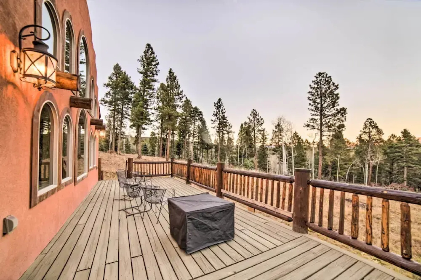 Southwestern Angel Fire Abode w/ Game Room