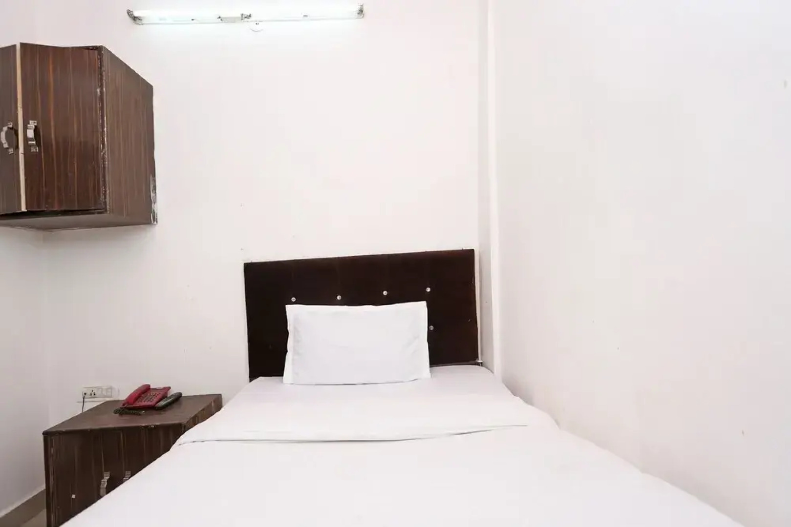 SPOT ON 44984 Hotel Palika