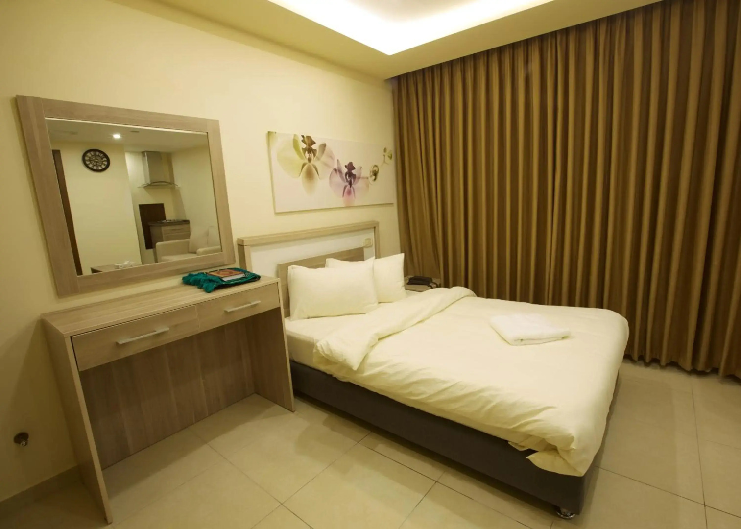 Lujain Hotel Suites