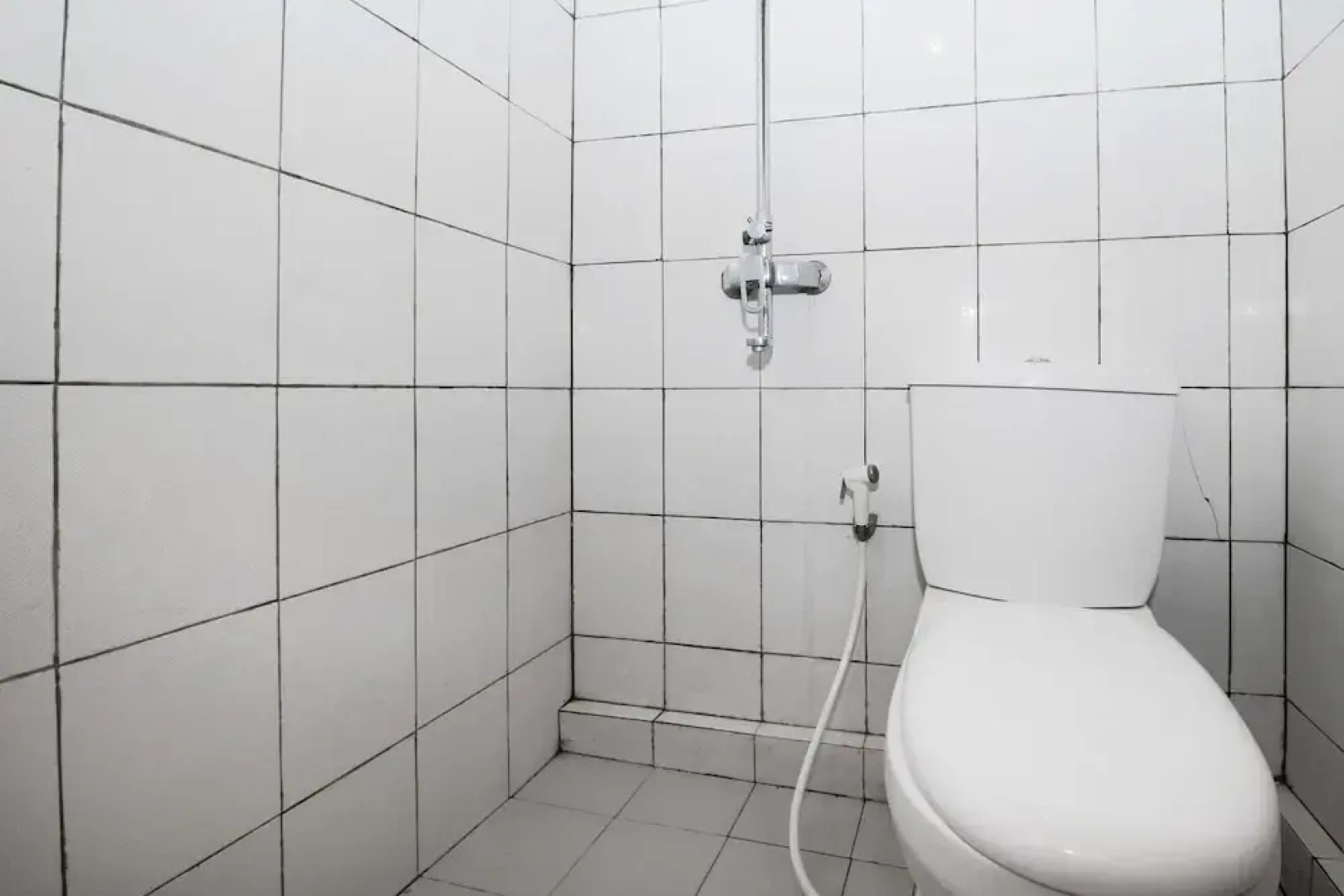 Airy Bangunharjo Parangtritis KM 4 Desa Saman Dua Yogyakarta