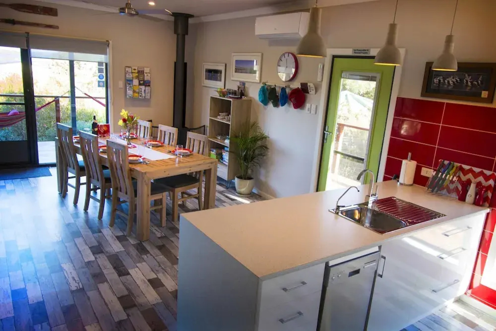 Coorong Cabins - Pelican Cabin