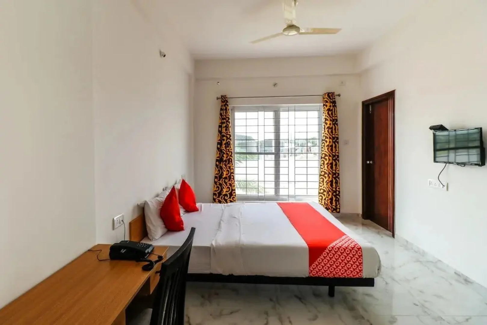 Dew Drops by OYO Rooms