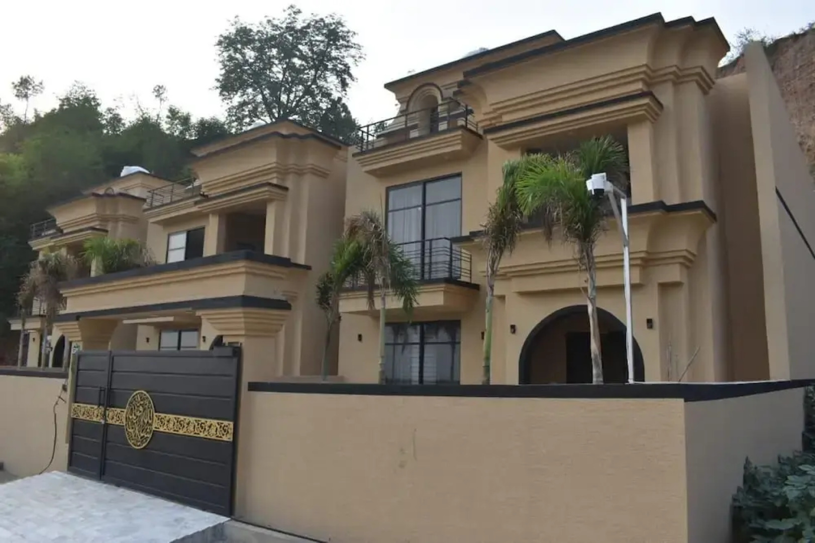 Mirpur,s Absolutely Astonishing Spanish Villa New Mirpur Azad Kashmir Pakistan