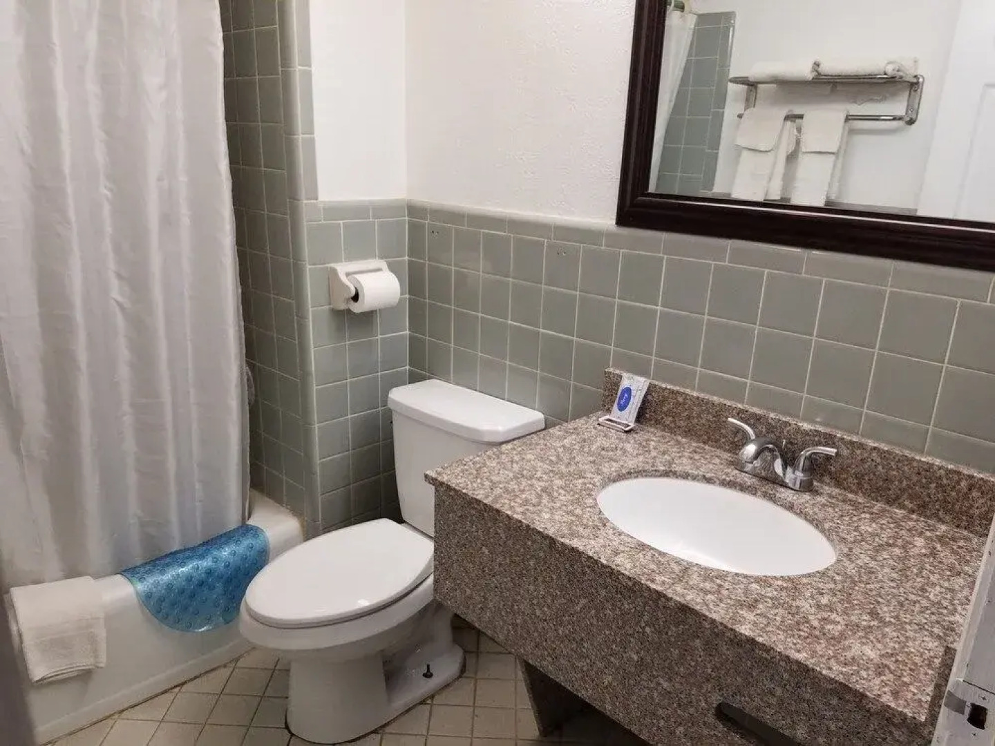 Luxury Inn & RV Park