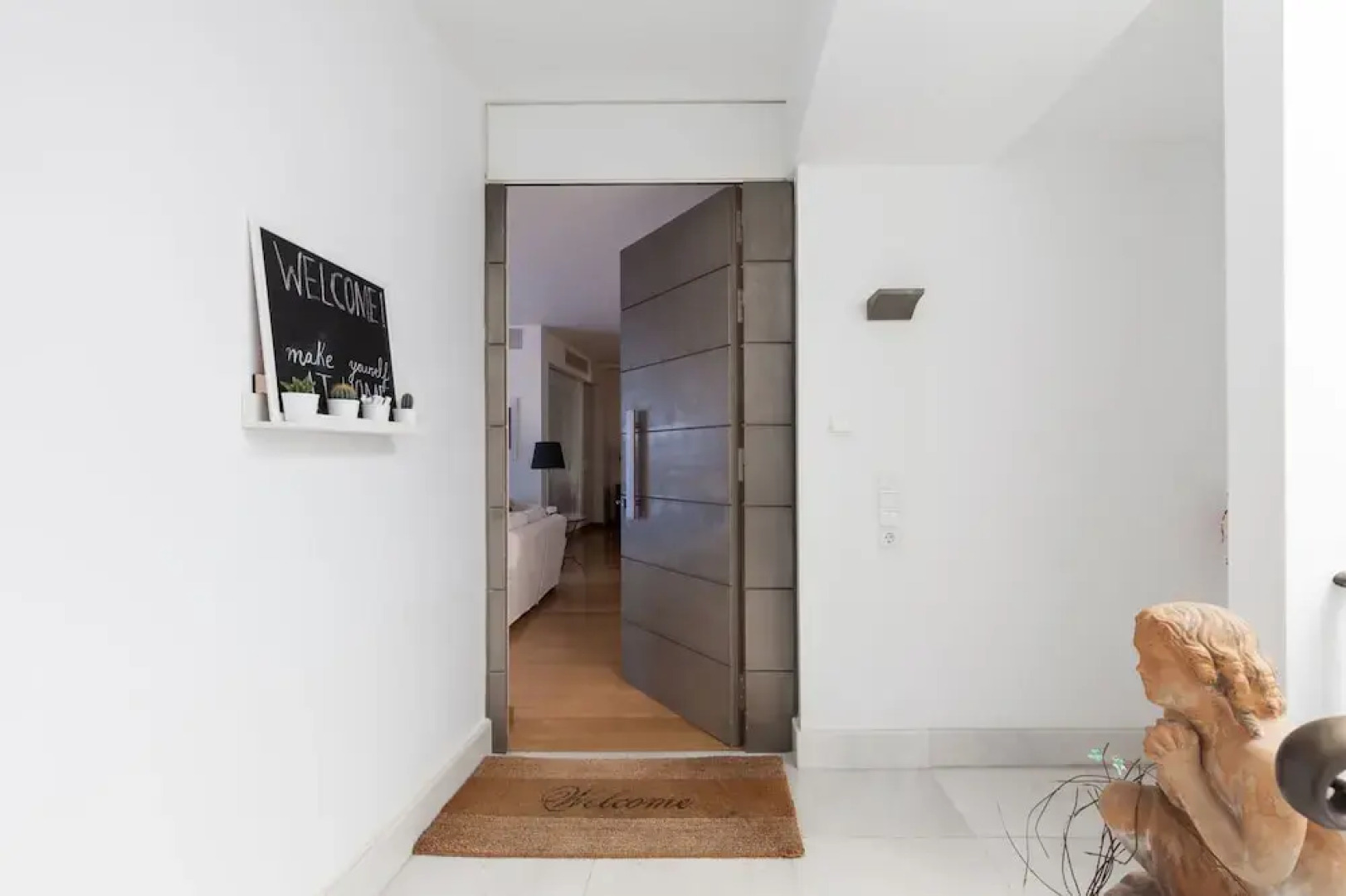 Lux apt w/ Acropolis view