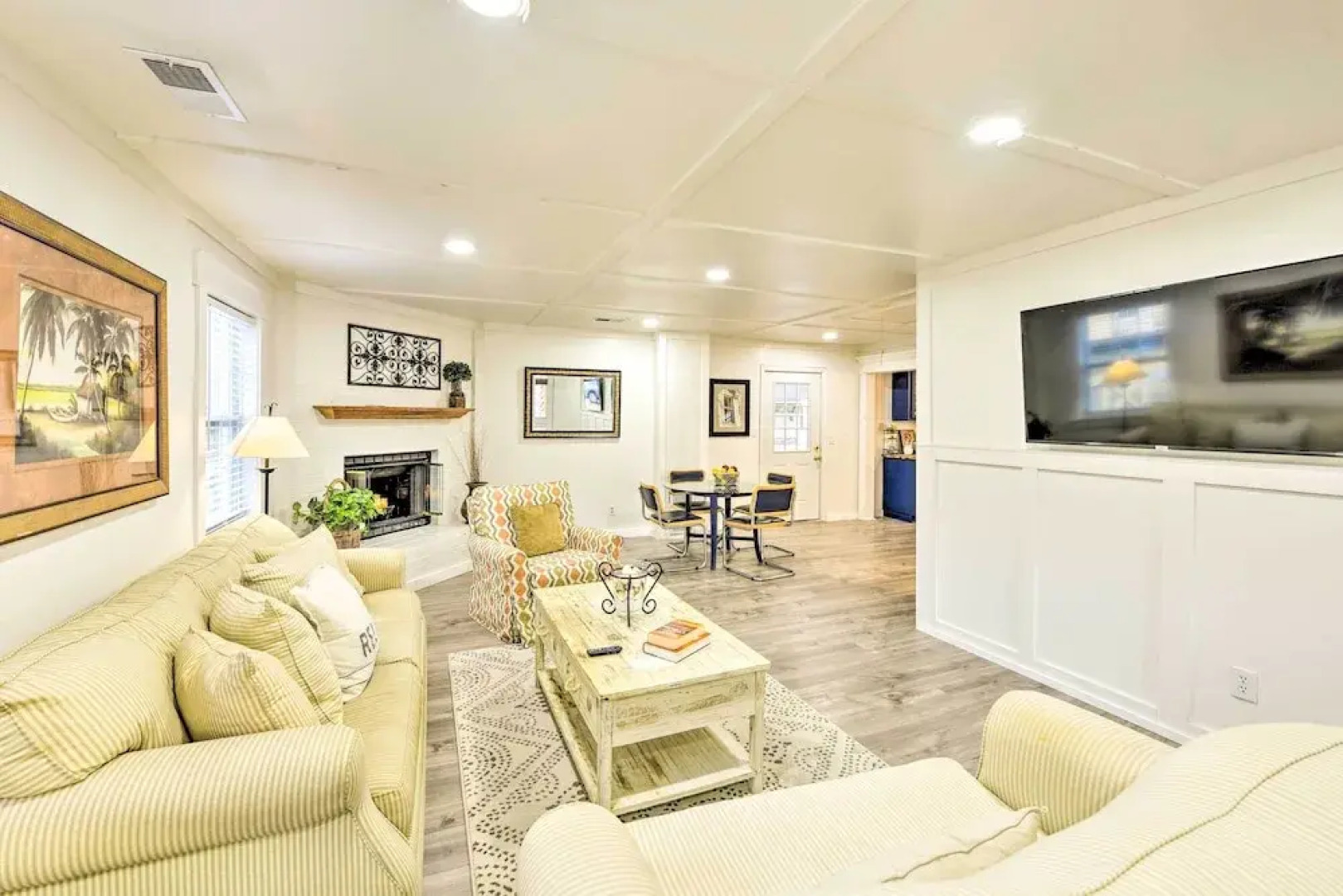 Bright Beaufort Home w/ Porch & Fire Pit!