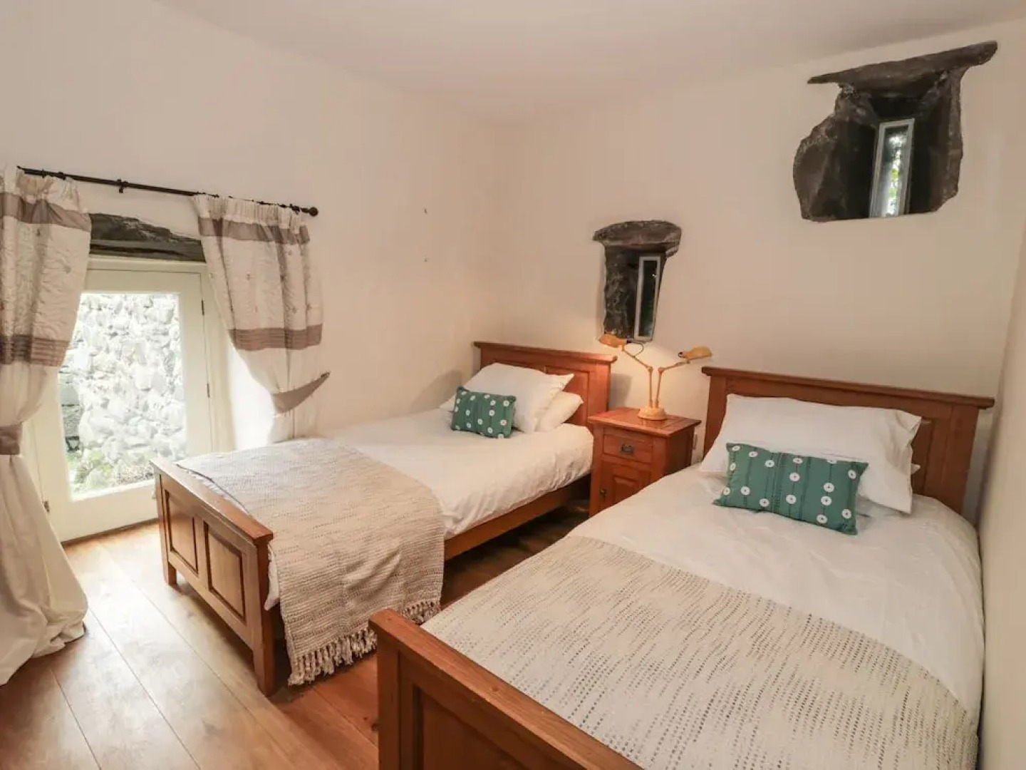 Ty Gwennol at Gilfach Goch