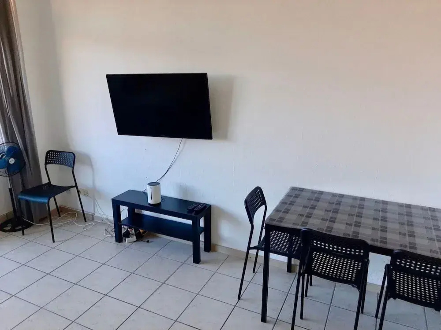 Apartment With Balcony, Neuss