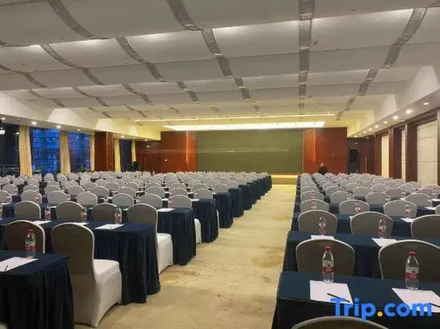 Jianghong International Hotel