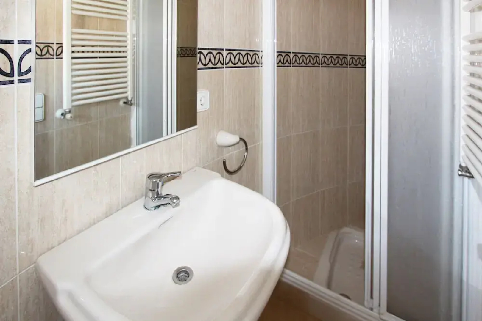 Sunrise Villa Cadiz B