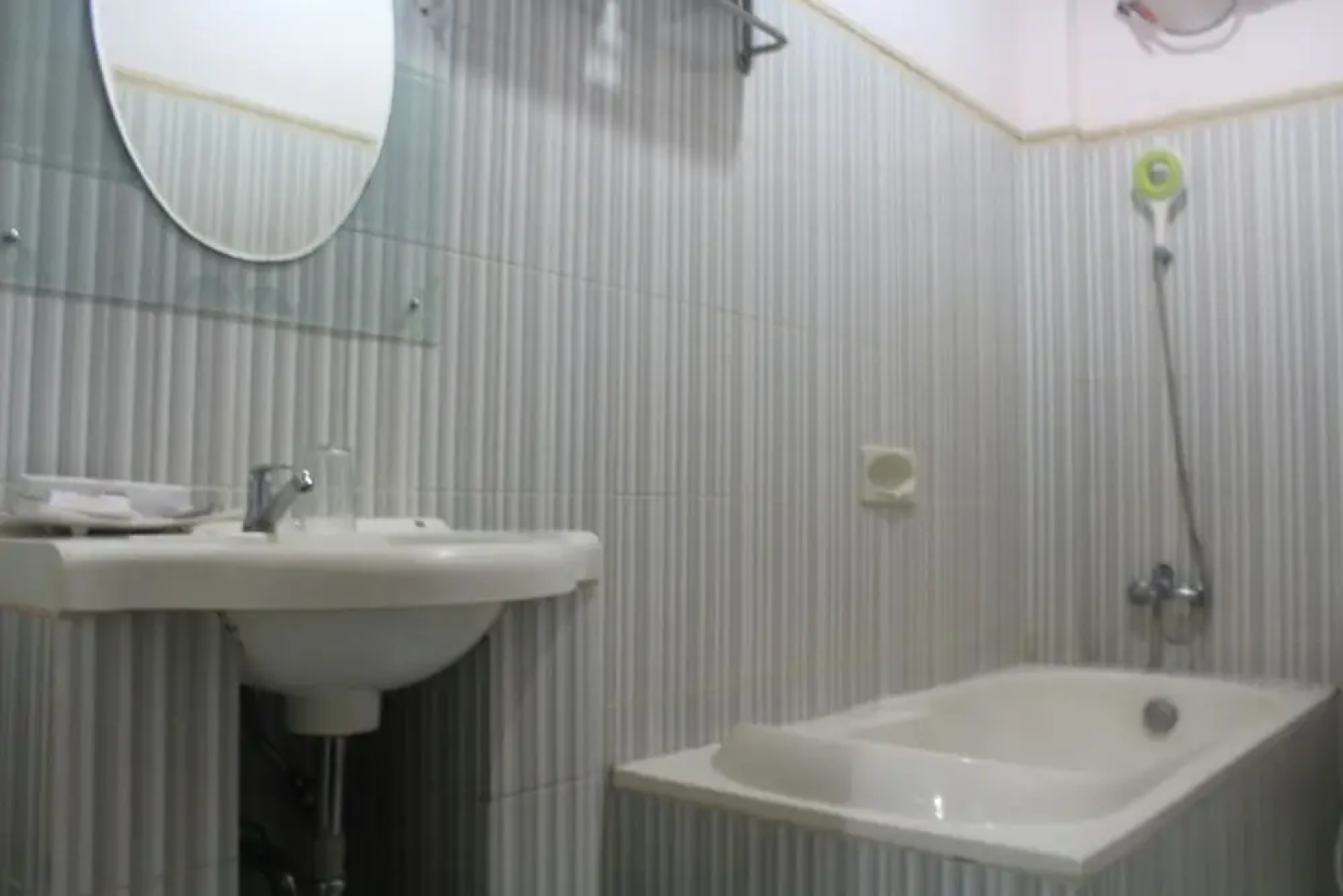 Anggraeni Hotel Ketanggungan