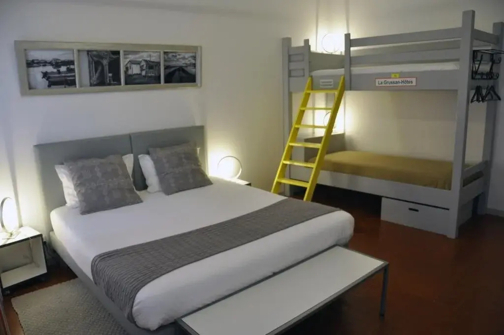 La Grussan-Hôtes Bed & Breakfast