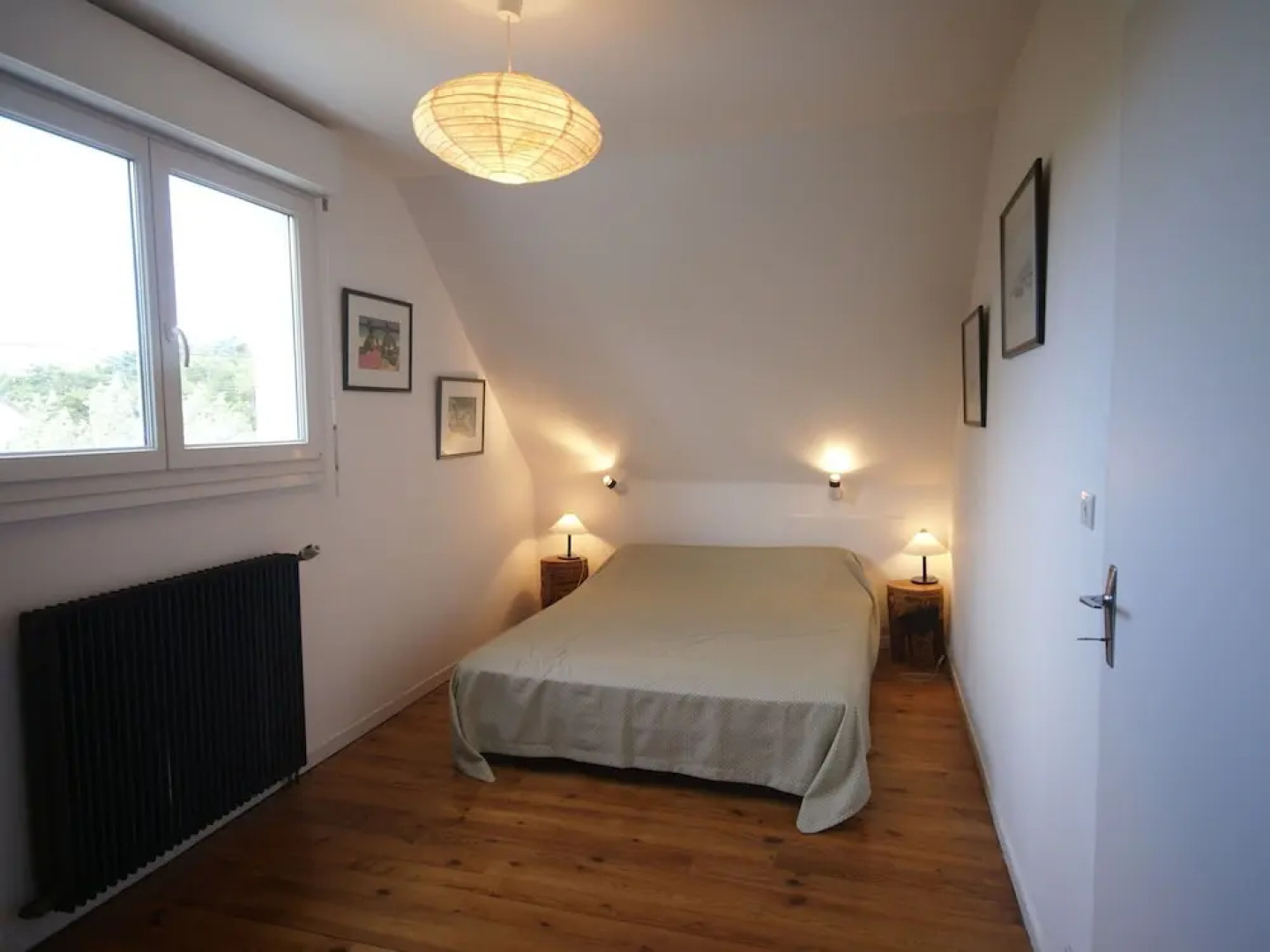 Cozy Holiday Home in Saint-Germain-sur-Ay with garden