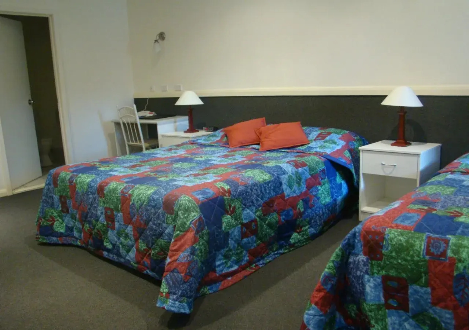 Dunsborough Inn Backpackers