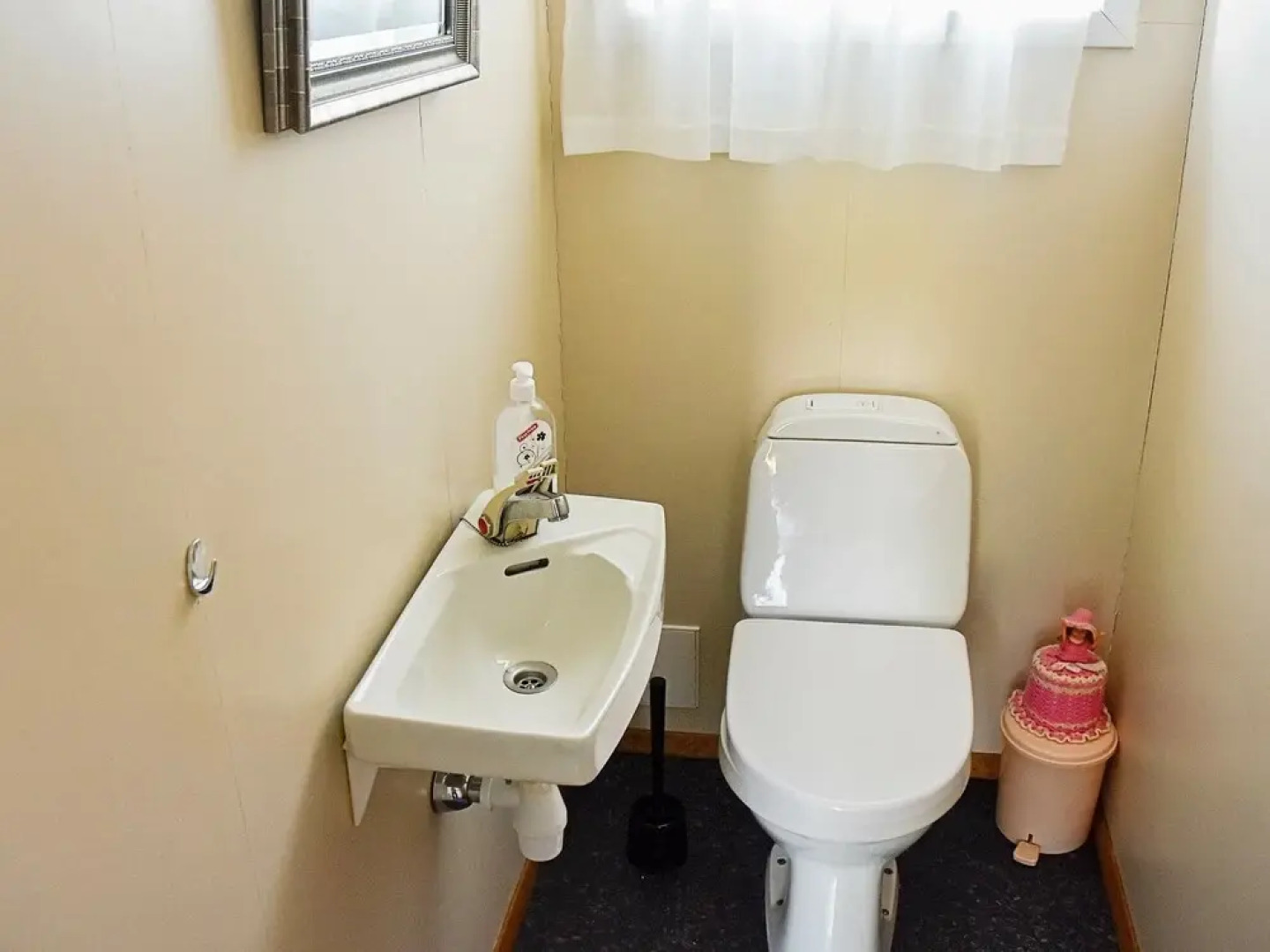 8 Person Holiday Home in Hustad