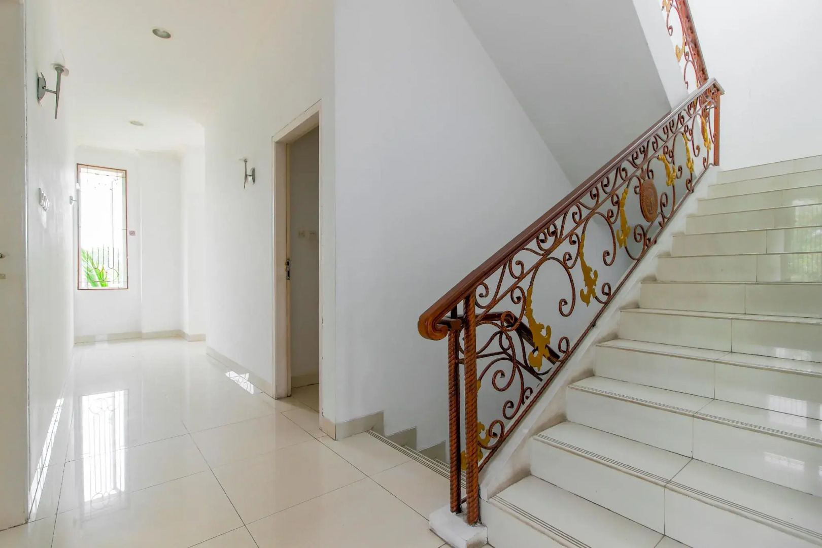 RedDoorz @ Permata Sari Karawaci