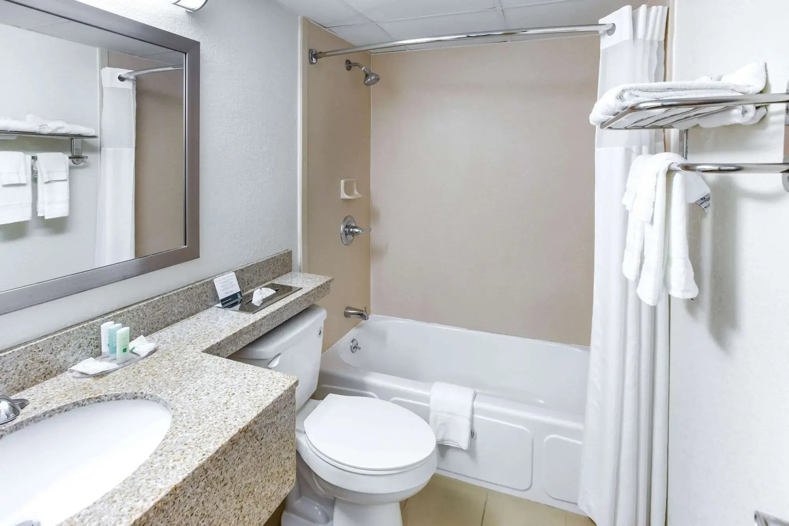 Quality Inn Albany Colonie