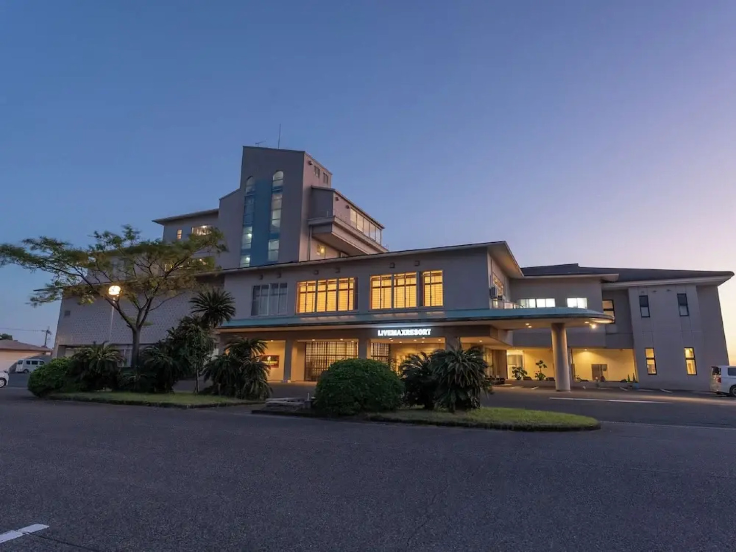 LiVEMAX RESORT SAKURAJIMA SEA FRONT