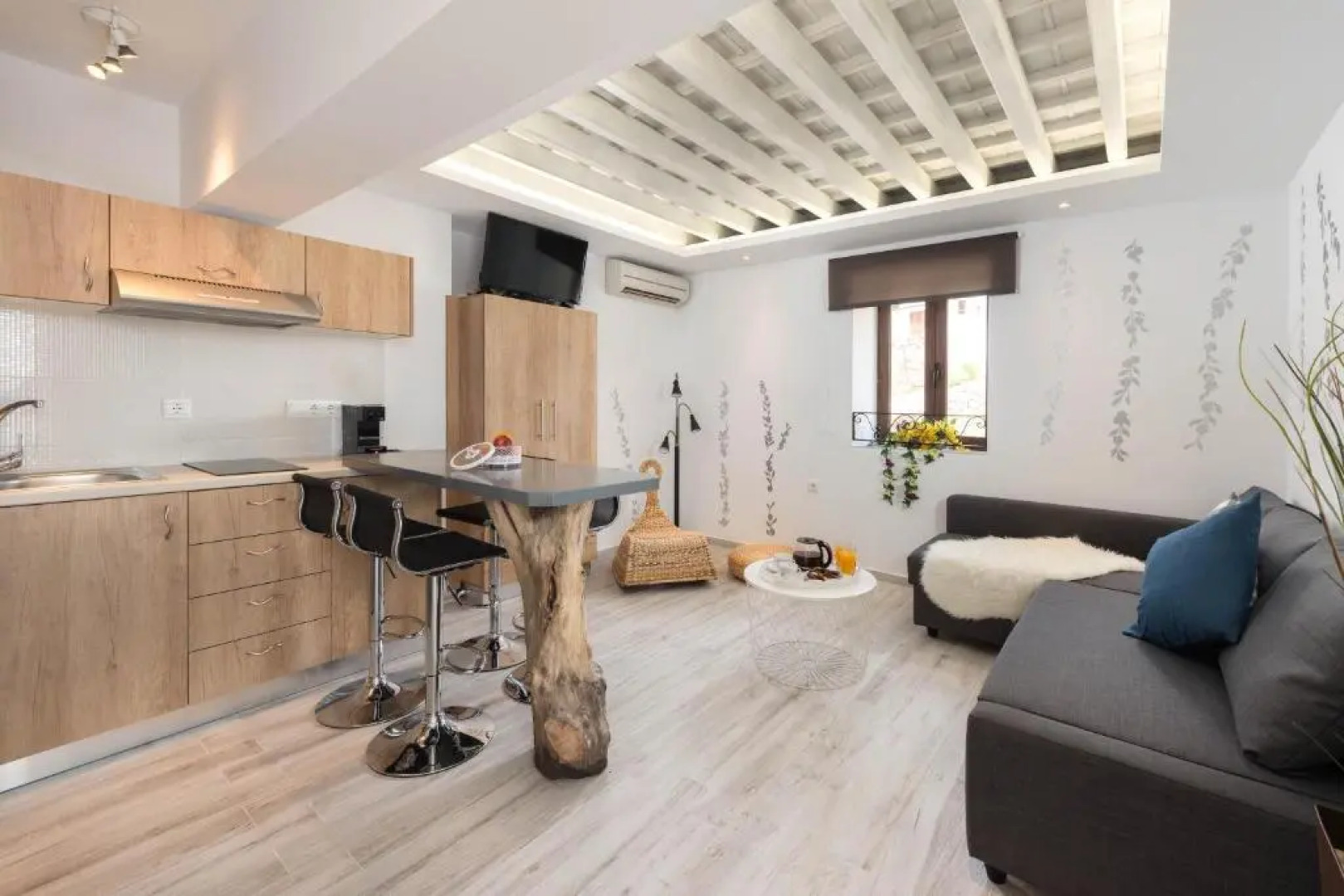 Lindos Citrin Suites