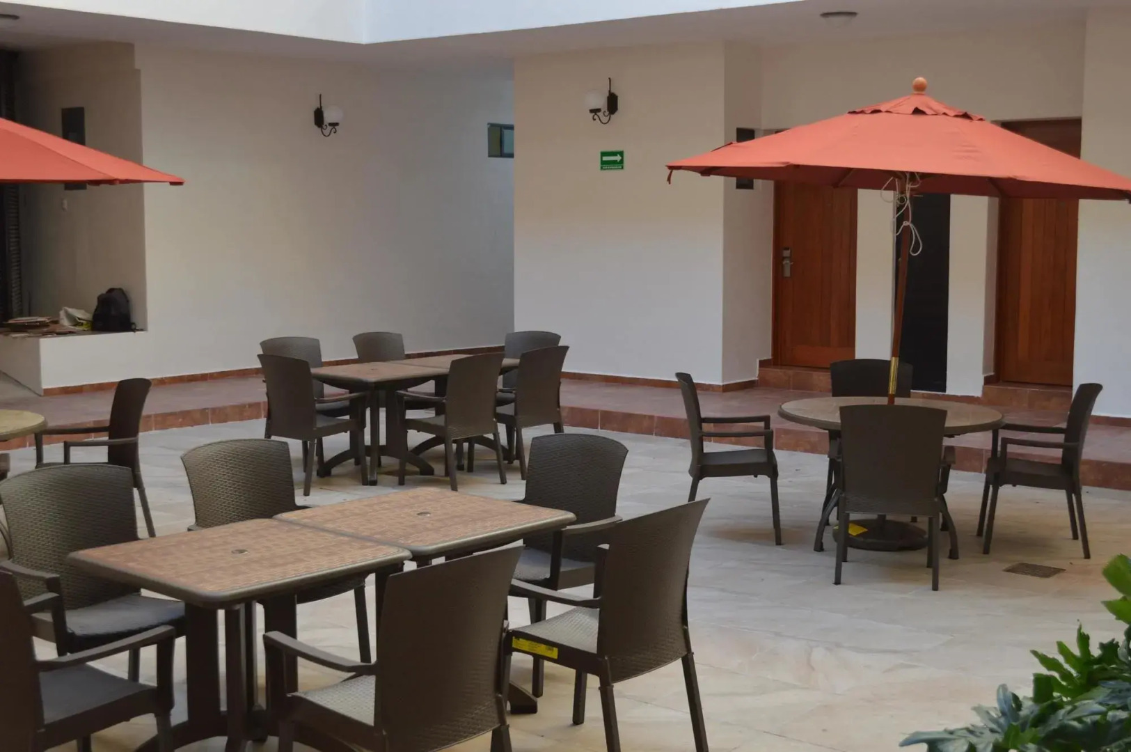 Concierge Plaza la Villa