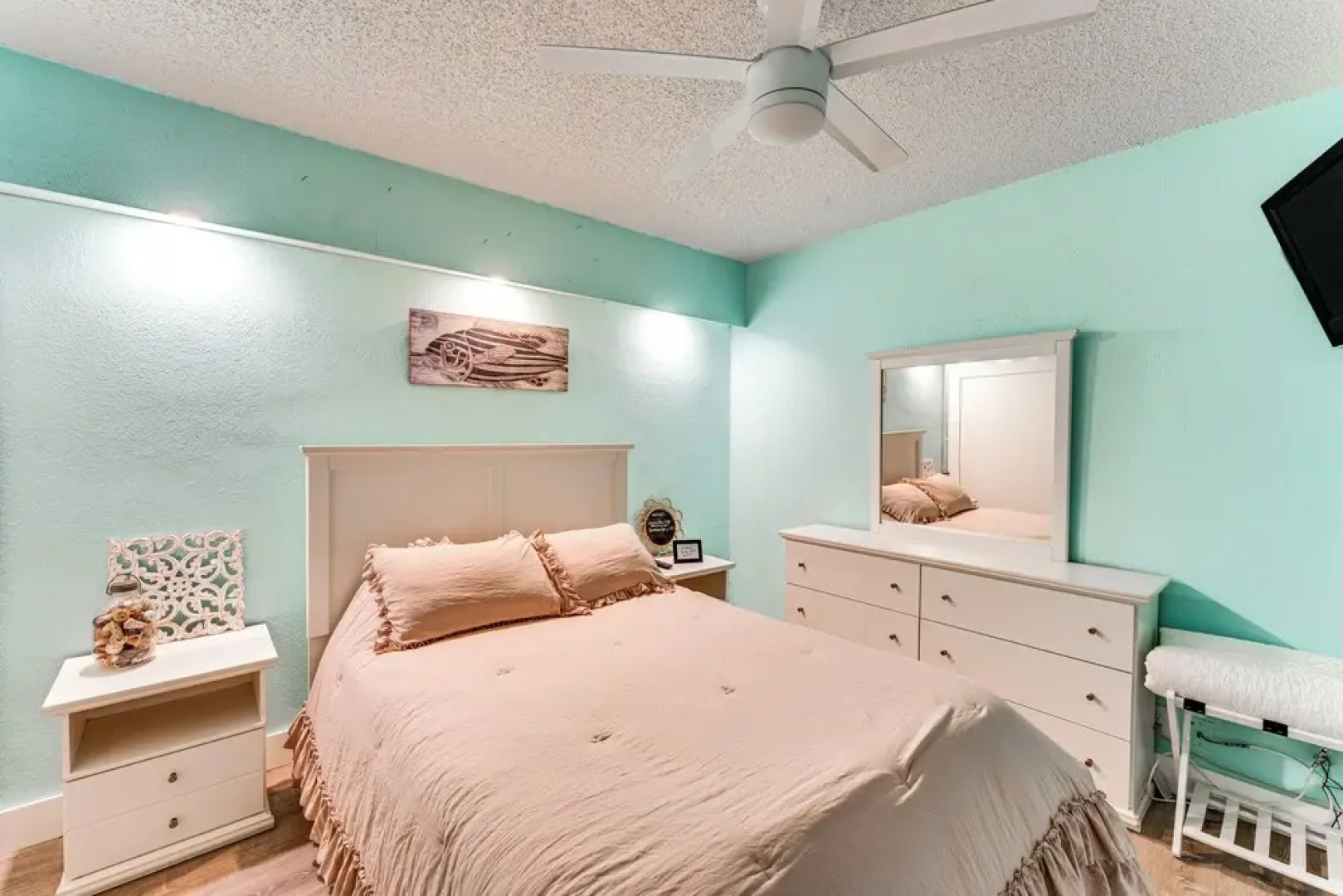 Oceanfront Condo w/ Views 1 Mi to New Smyrna Beach