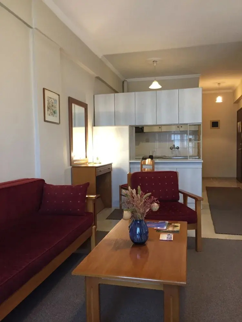 Idiston  Rooms & Suites