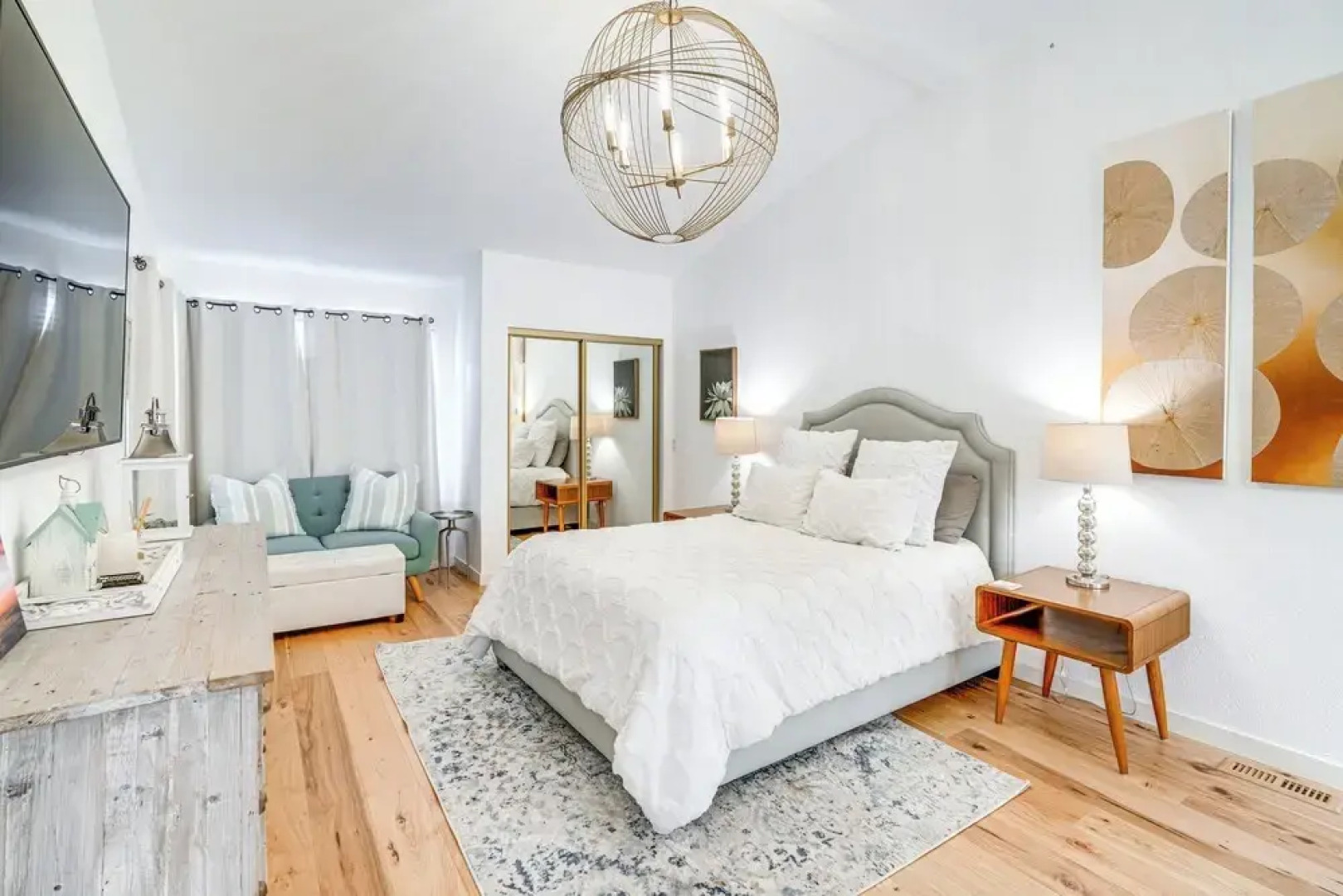 Swim, Golf & Relax: Luxe Townhome in Aptos