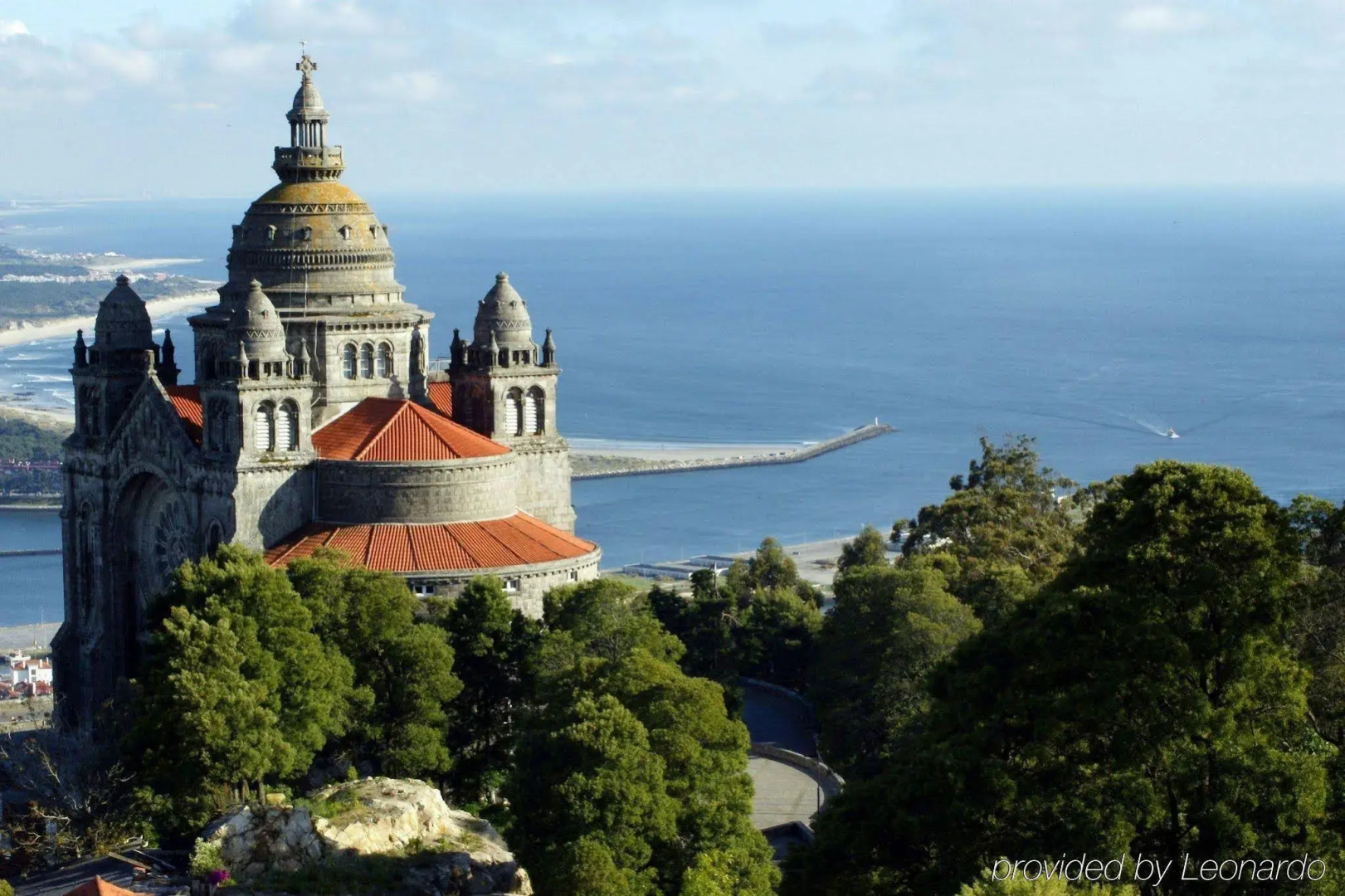Pousada de Viana do Castelo - Historic Hotel