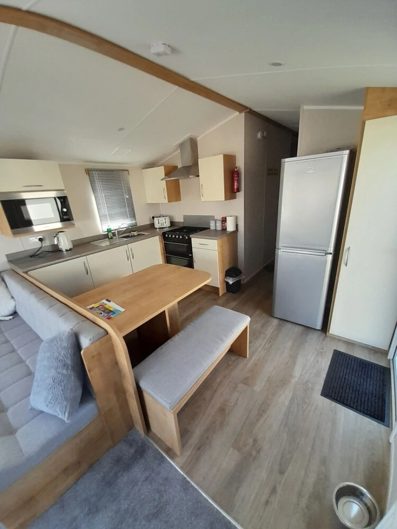 Lovely 3-bed new Caravan in Walton on the Naze