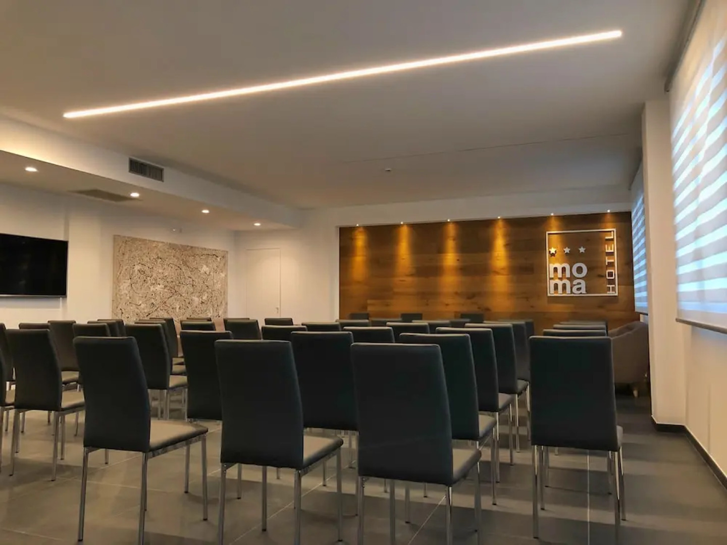 Moma Hotel
