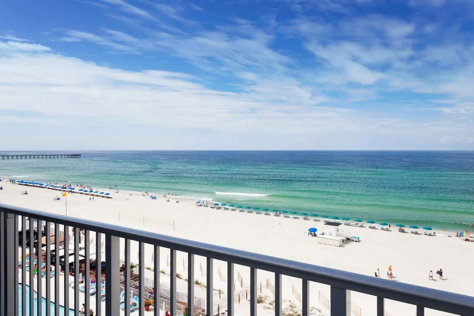 Holiday Inn Express & Suites Panama City Beach - Beachfront by IHG