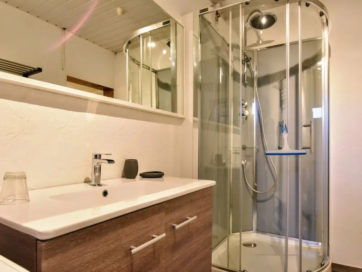 Luxury Pool Villa in Goesnes