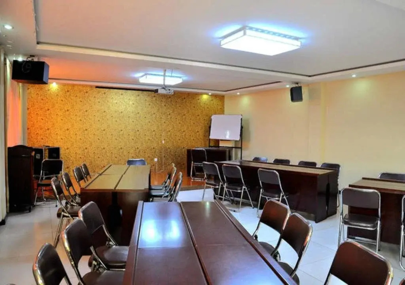 Yinchuan Zhengyang Fast Hotel West Jiefang Street Branch