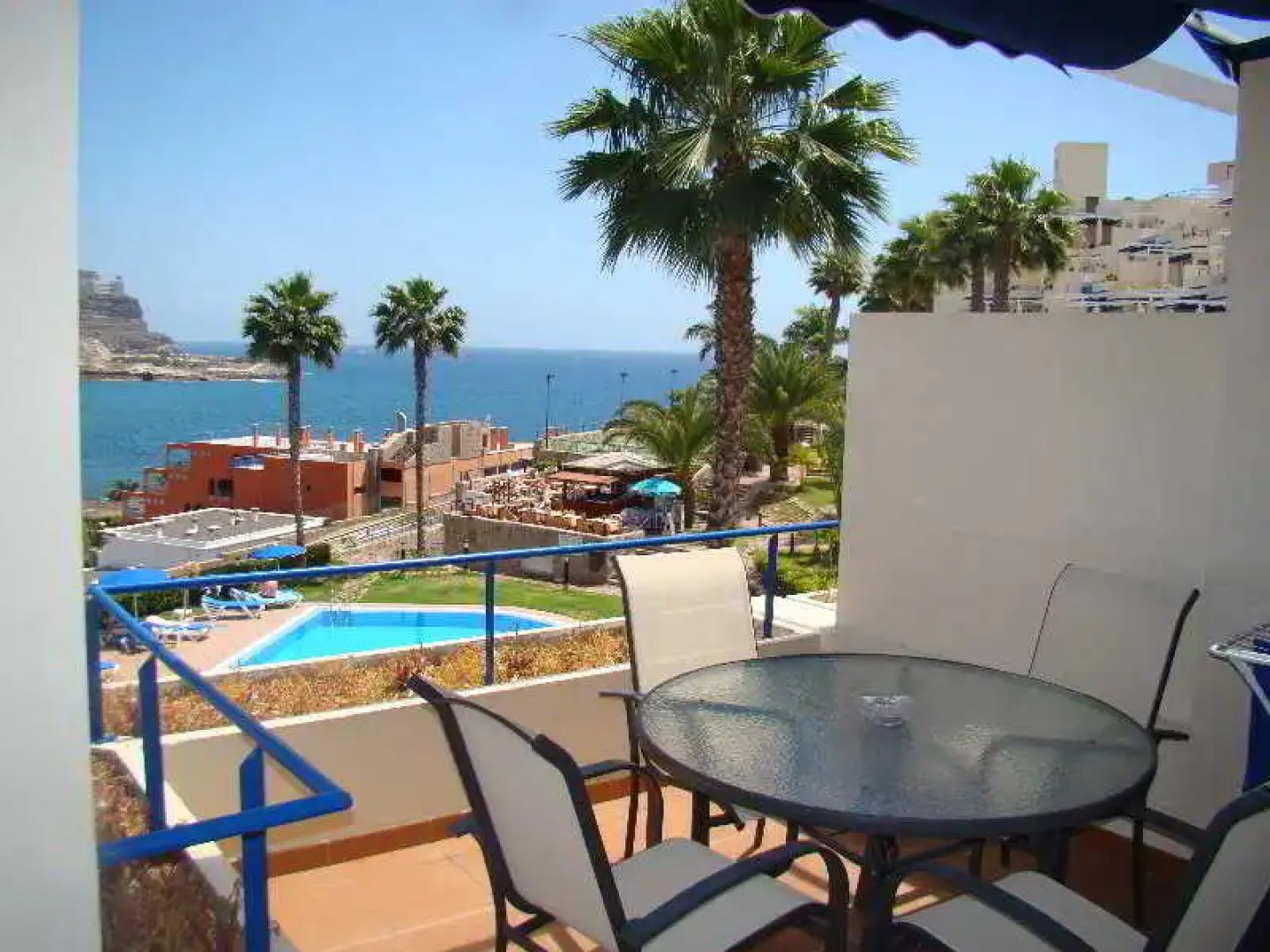 Lake Cliffe Condominiums