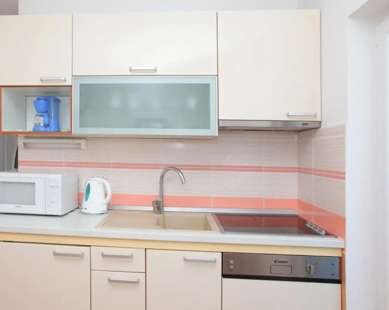 Apartments Jole - 70m from the sea