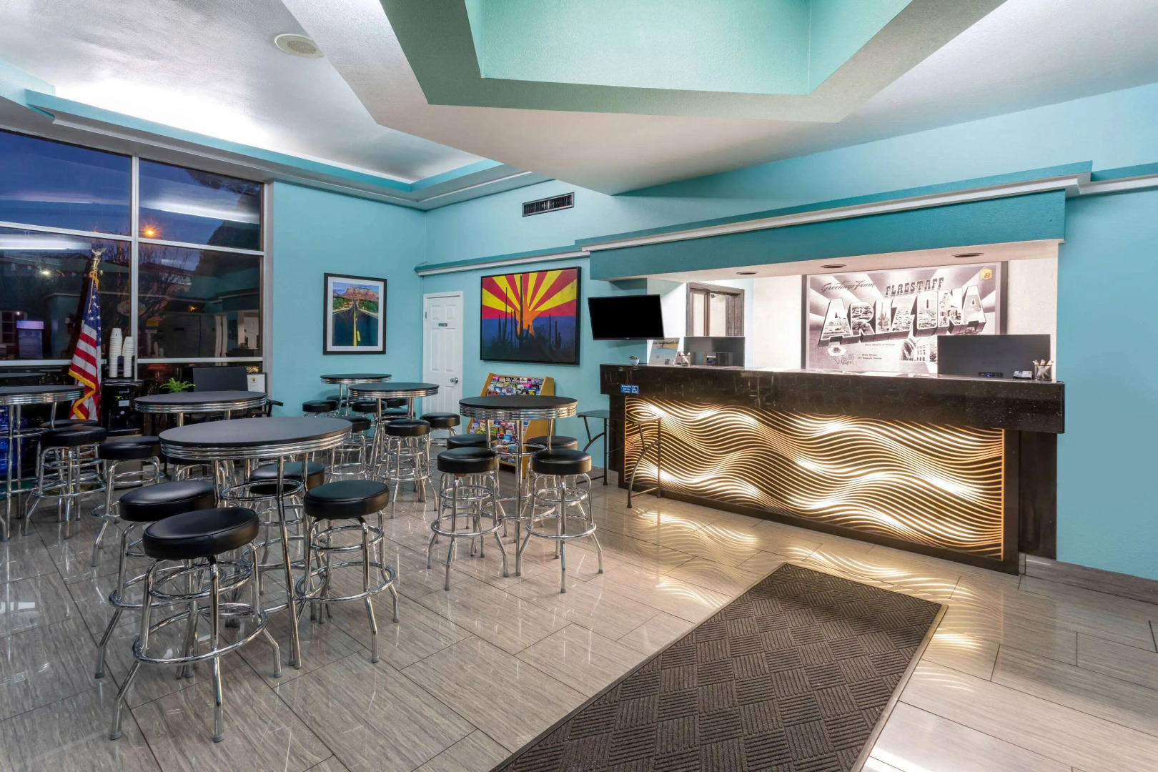 Super 8 by Wyndham Conference Center NAU/Downtown