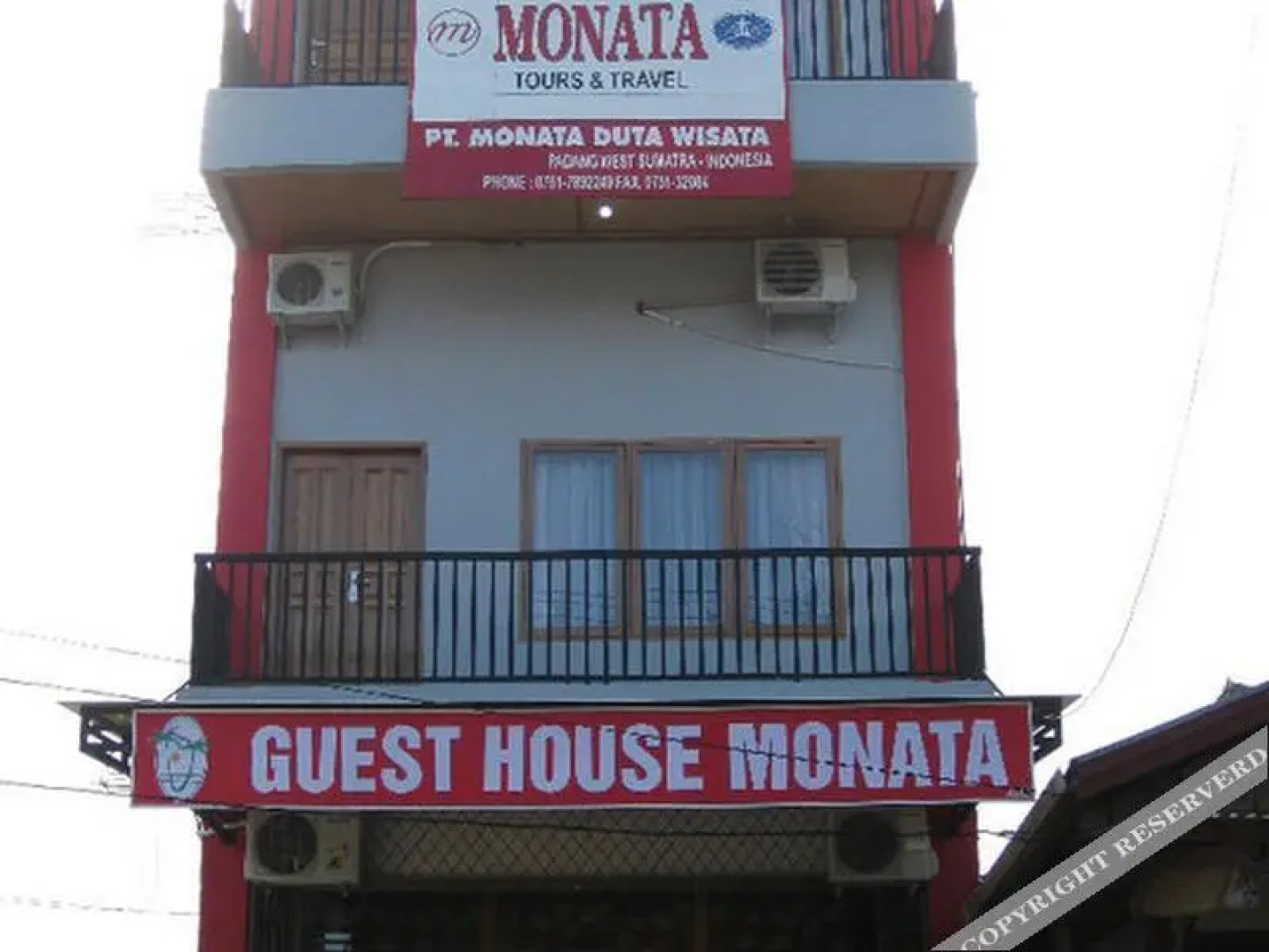 Hotel Monata