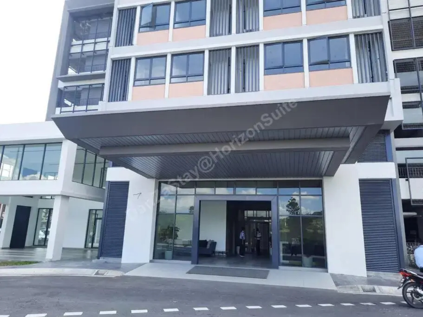 DanZaStay1@HorizonSuite - nearby KLIA
