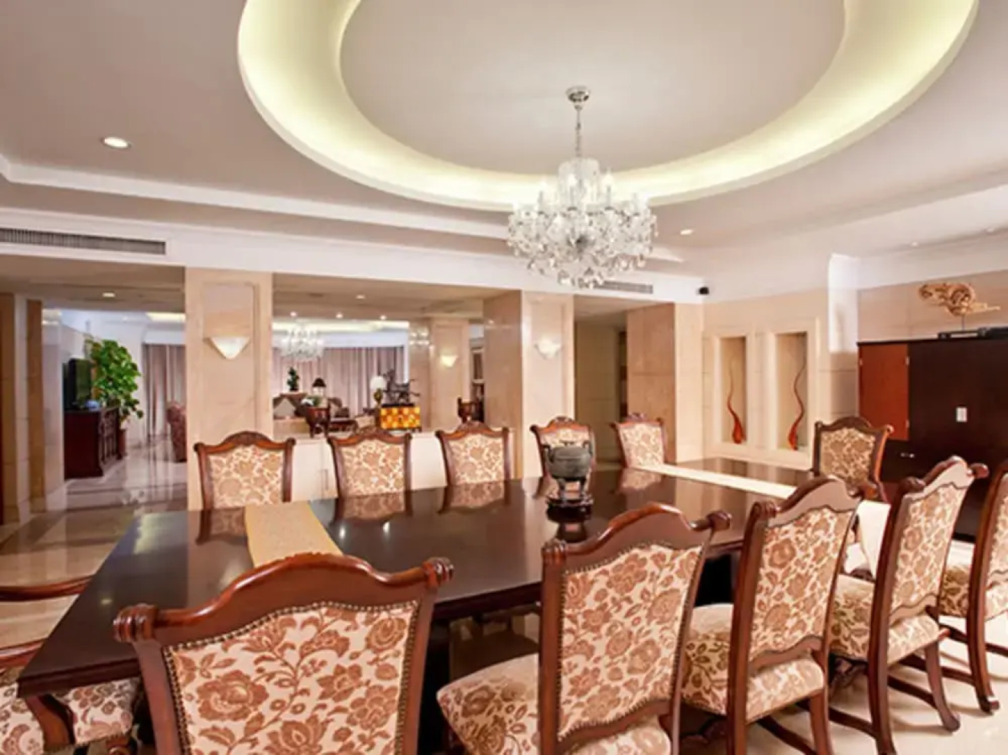 New Century Sea View Hotel Qinhuangdao