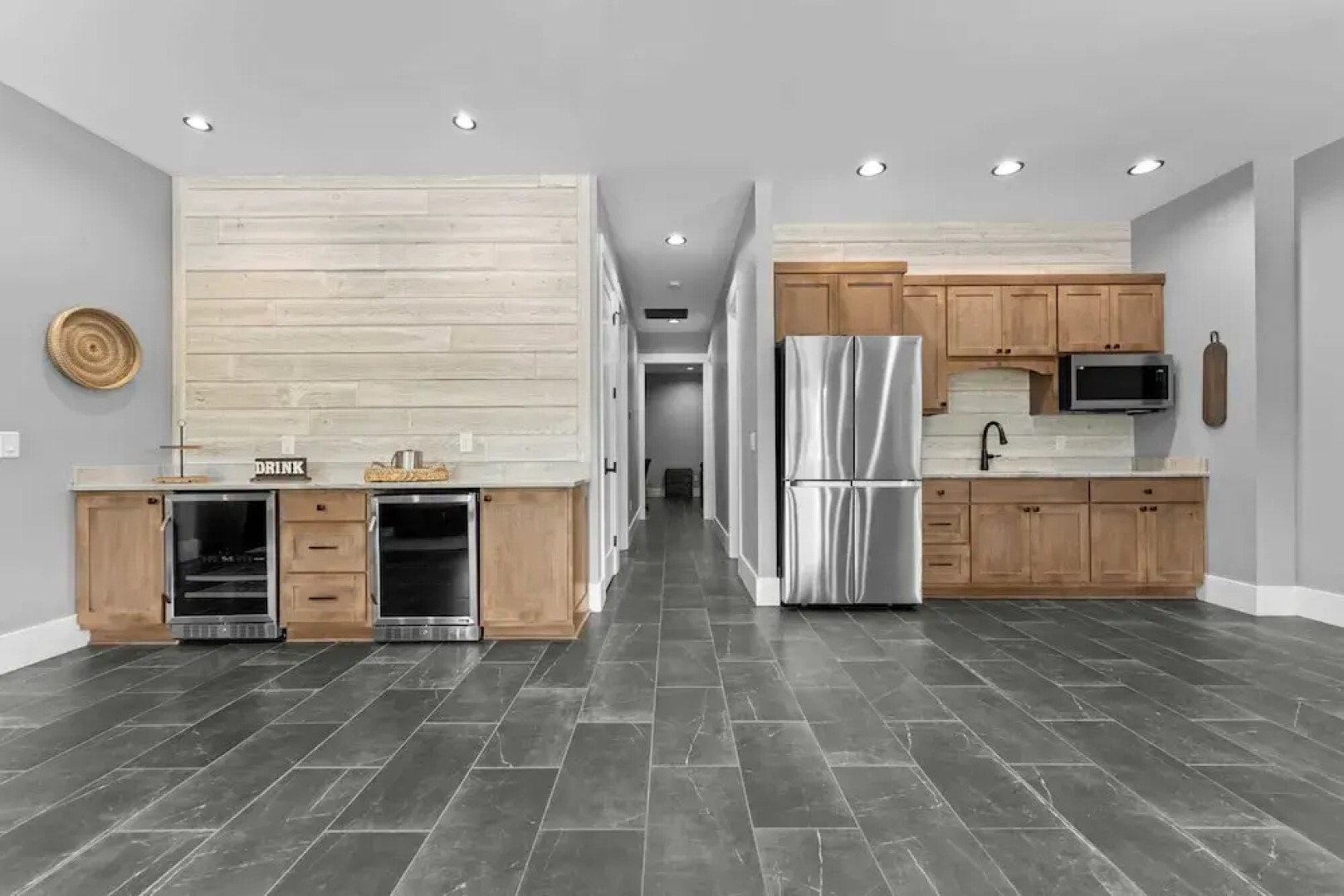 Black Bear & Blue Heron by Avantstay 2 Lakefront Homes, Sleeps 43 Pool, Dock, Theater