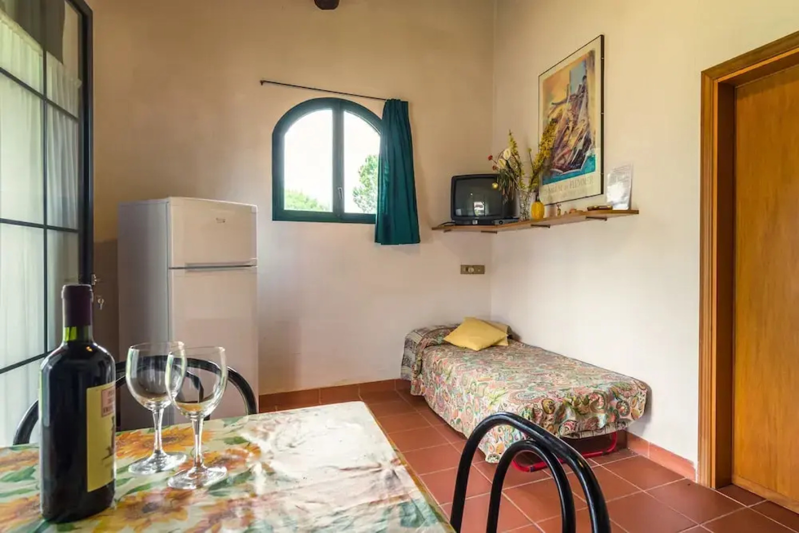 Country House With Pool and Court