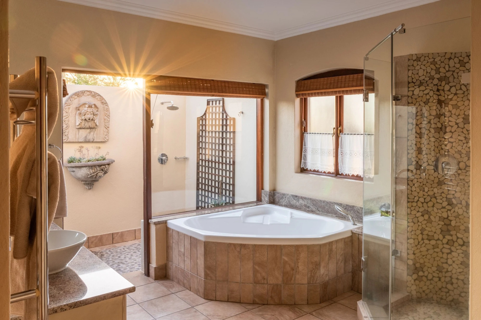 Oliver's Restaurant & Lodge