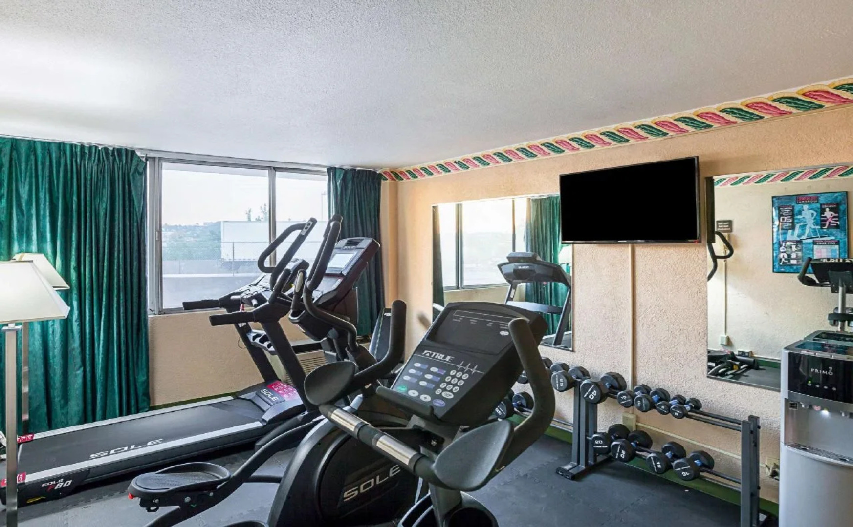 Quality Inn & Suites Cincinnati Downtown Area