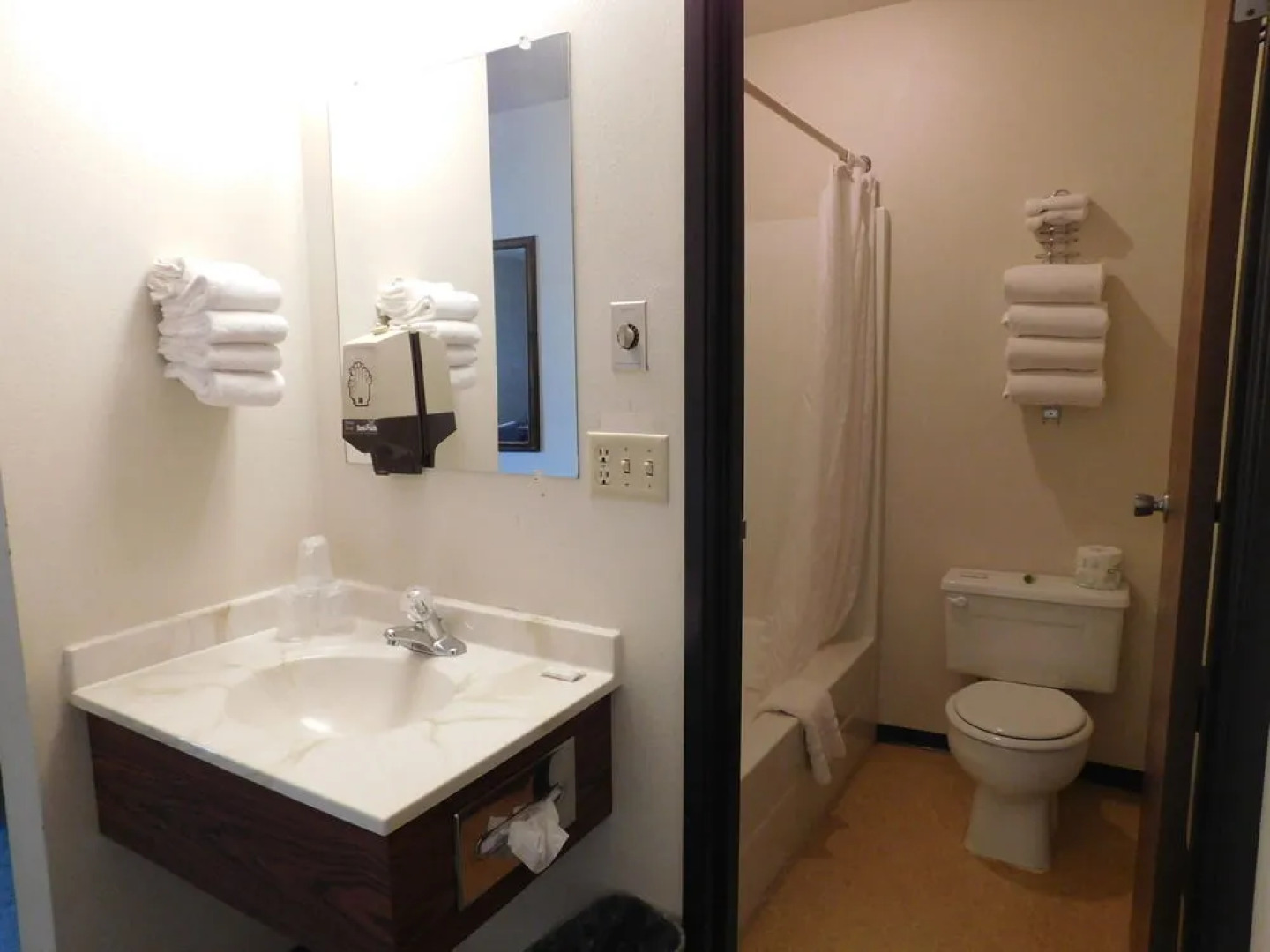 Homestead Inn Wolf Point Hwy 2