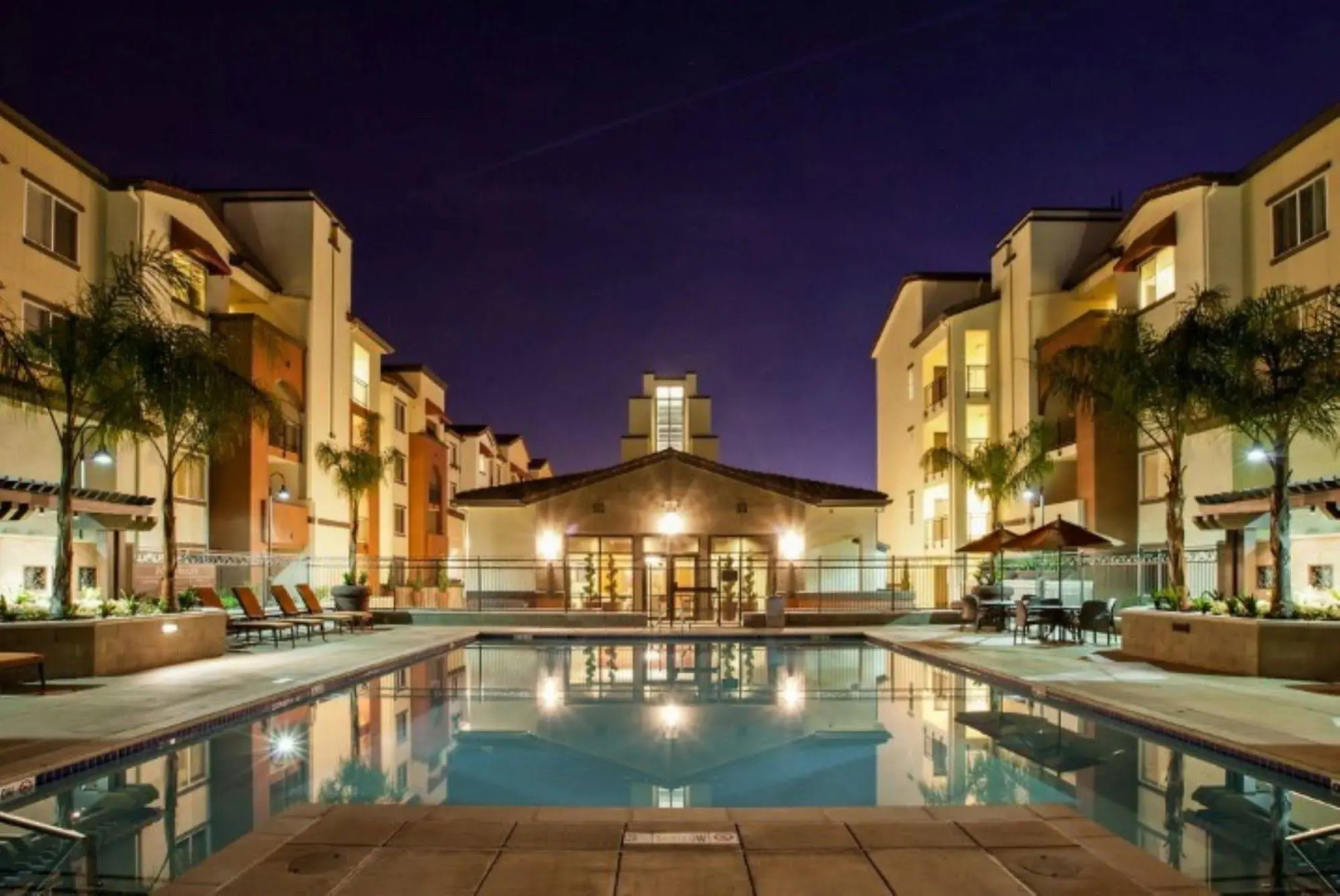 Global Luxury Suites in Sunnyvale