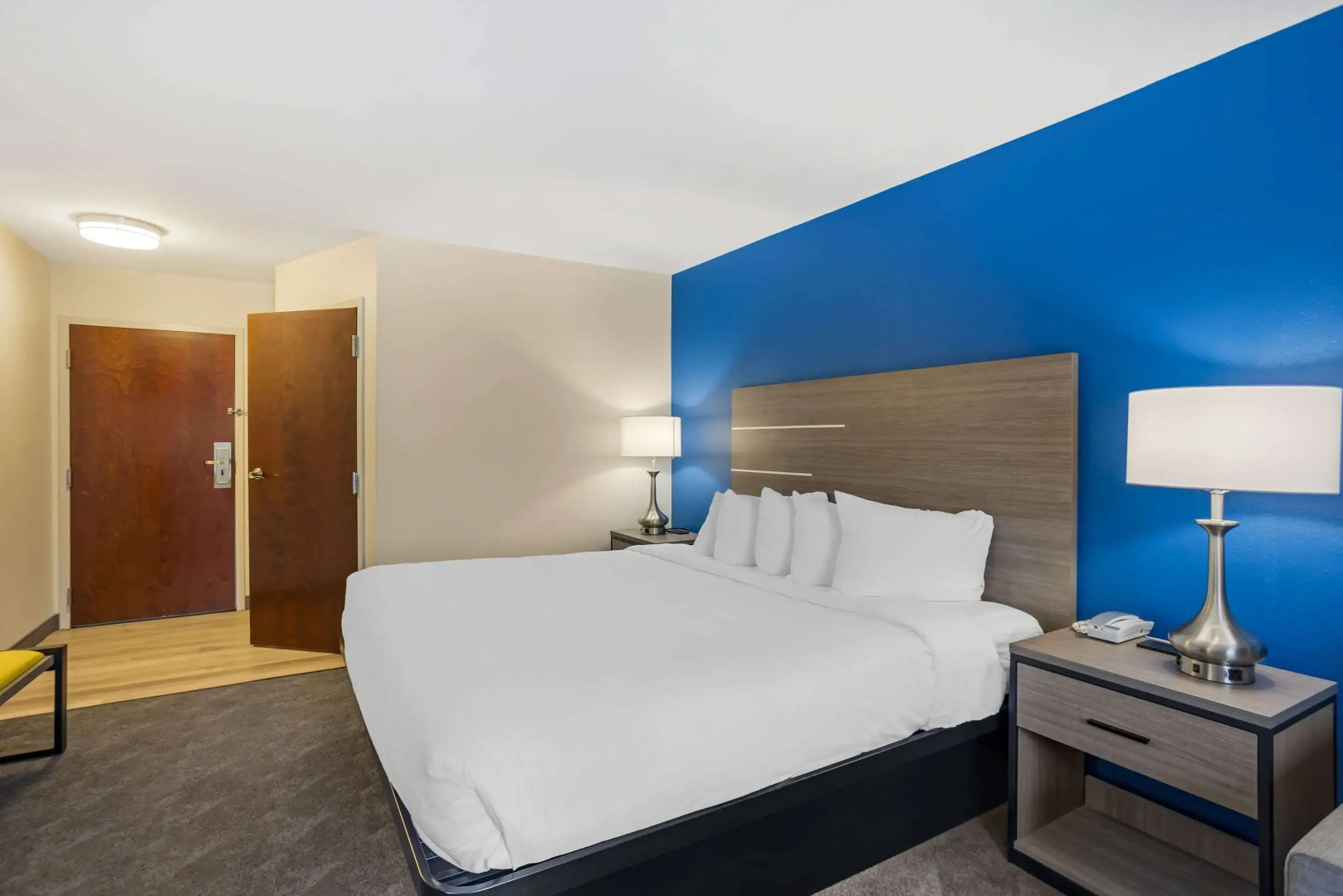 Comfort Inn & Suites Harrisburg-Hershey North