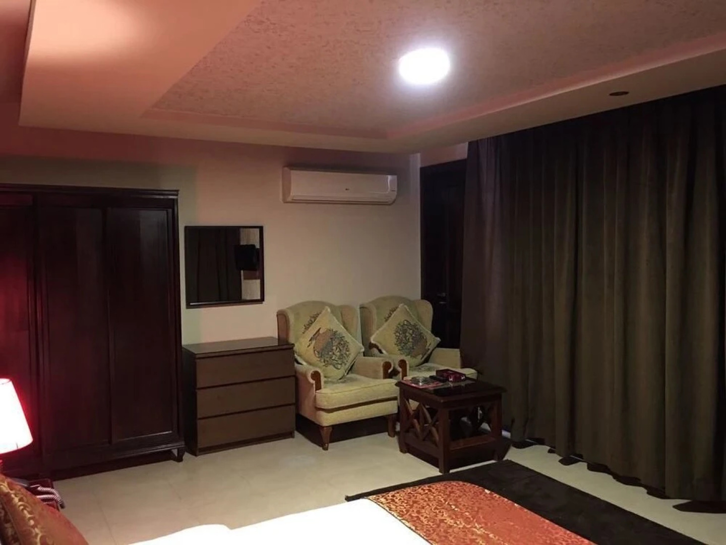 Al Ramla Al Hamra Furnished Units