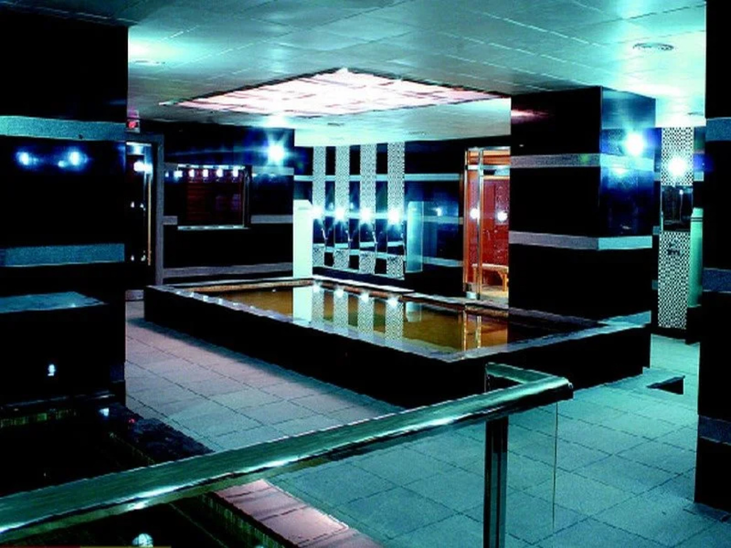 Philemo Tourist Hotel