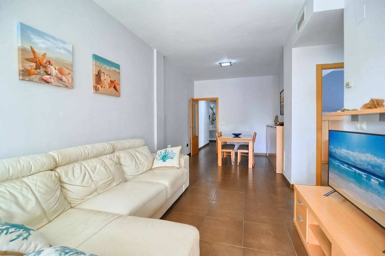 Apartamento Amplio. Vistas A La Playa