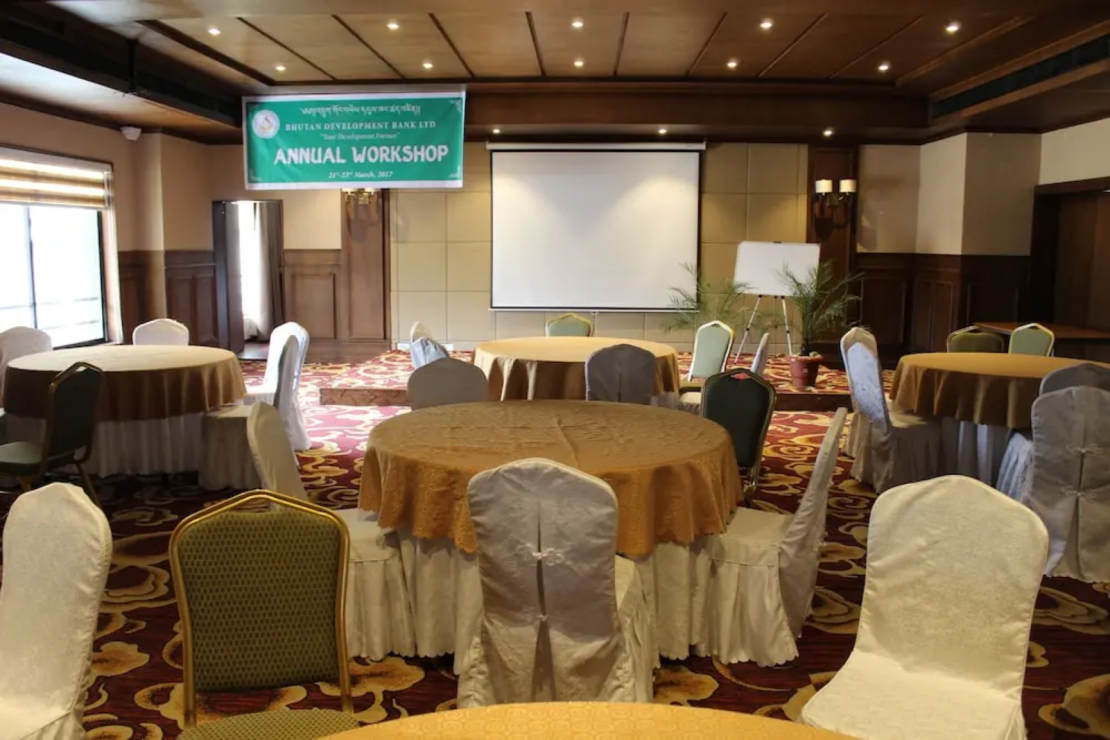 Ariya Hotel
